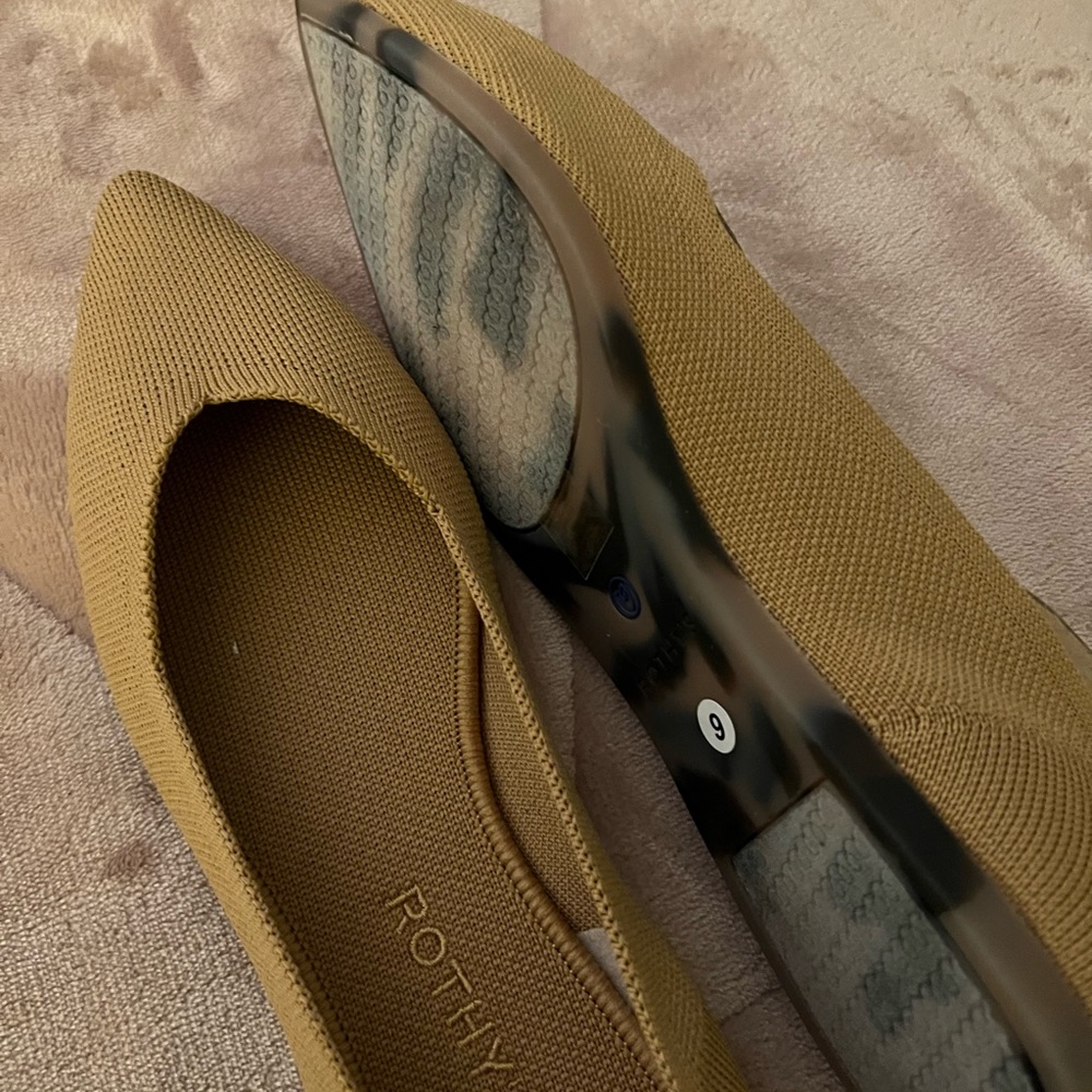 Rothy’s washable casual flats, camel, size 9